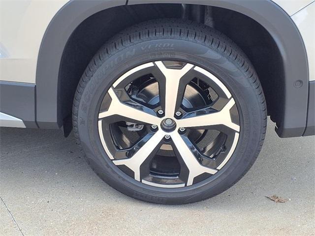 new 2025 Volkswagen Tiguan car, priced at $33,500