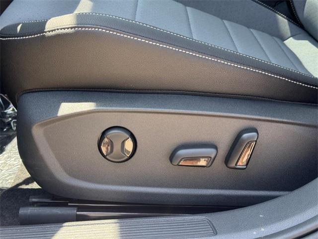 new 2025 Volkswagen Jetta car, priced at $26,500