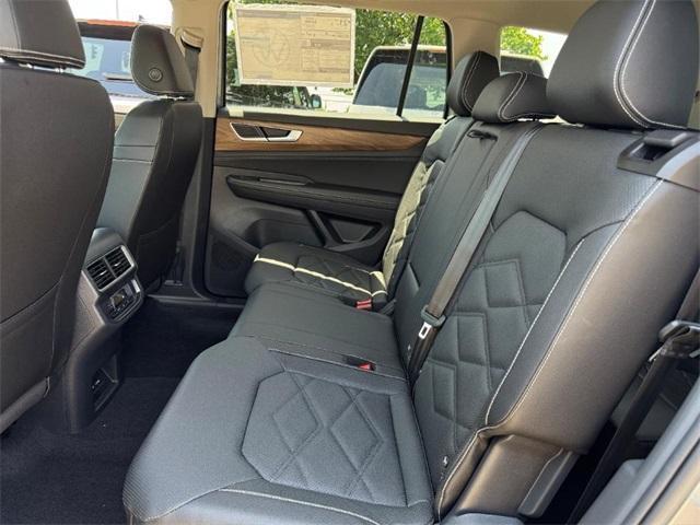 new 2025 Volkswagen Atlas car, priced at $36,873