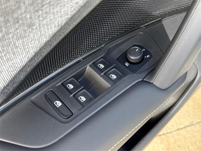 new 2025 Volkswagen Tiguan car, priced at $29,704