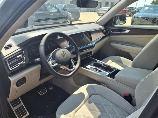 new 2025 Volkswagen Atlas car, priced at $53,491
