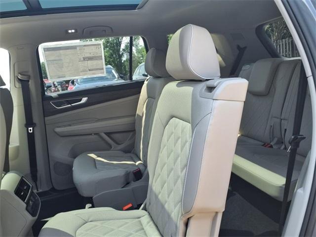 new 2025 Volkswagen Atlas car, priced at $53,491