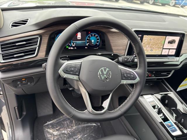 new 2025 Volkswagen Atlas car, priced at $48,446