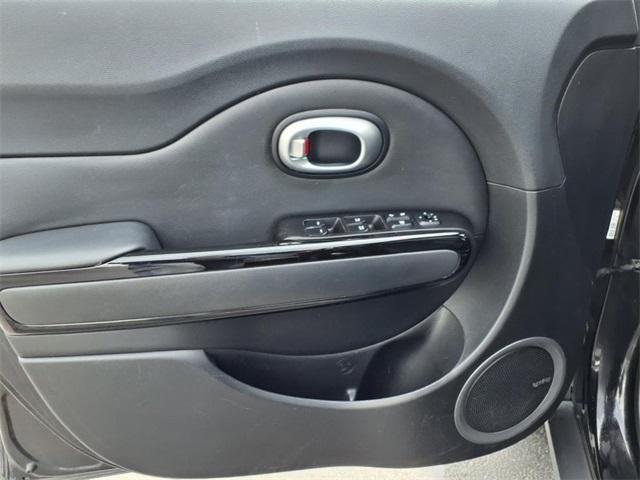 used 2015 Kia Soul car, priced at $9,995