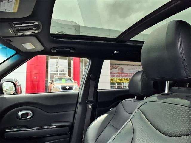 used 2015 Kia Soul car, priced at $9,995