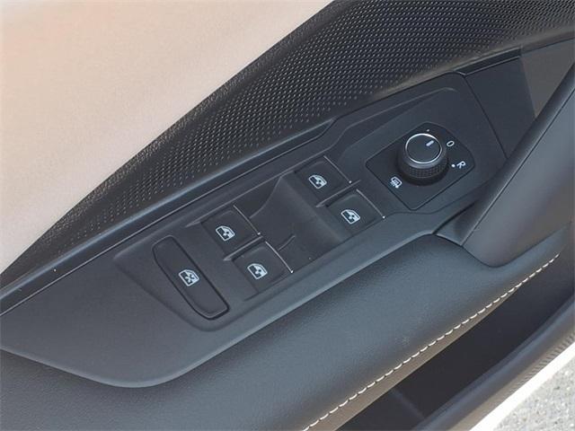 new 2025 Volkswagen Tiguan car, priced at $36,076