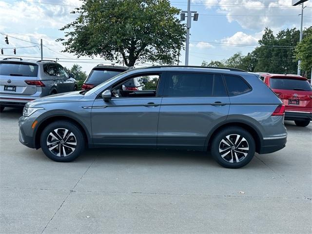 new 2024 Volkswagen Tiguan car, priced at $26,880