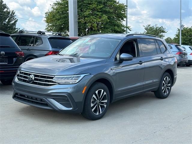 new 2024 Volkswagen Tiguan car, priced at $26,880