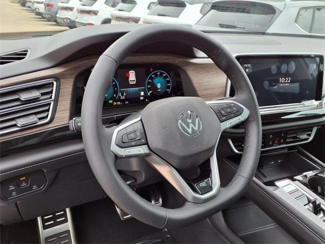 new 2025 Volkswagen Atlas car, priced at $54,821