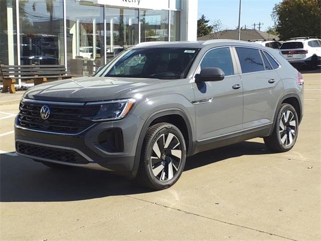 new 2024 Volkswagen Atlas Cross Sport car, priced at $45,002