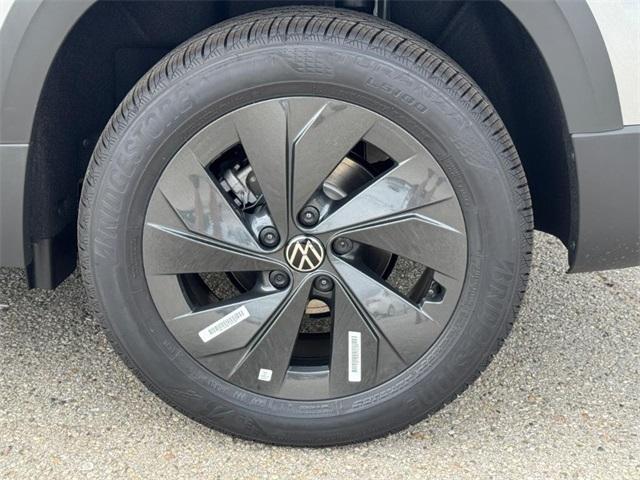 new 2025 Volkswagen Taos car, priced at $25,000