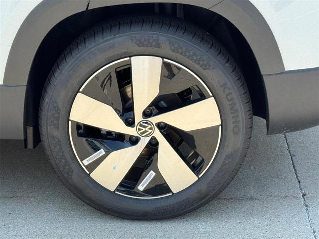 new 2025 Volkswagen Taos car, priced at $26,000