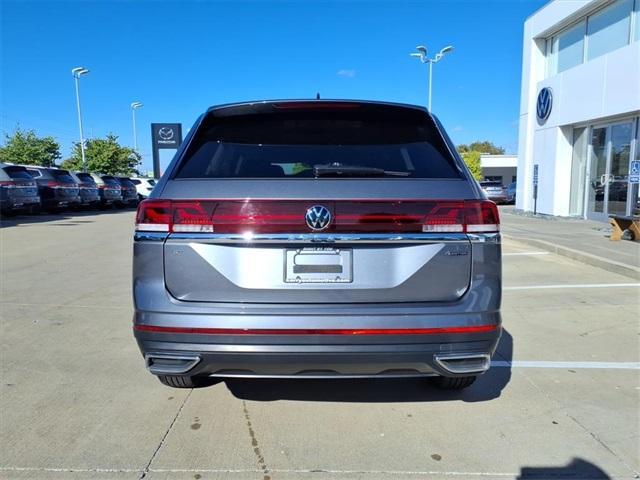 used 2025 Volkswagen Atlas car, priced at $35,701