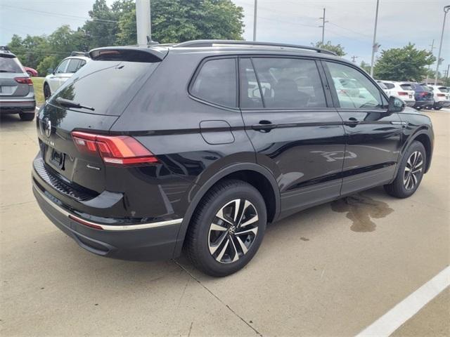 new 2024 Volkswagen Tiguan car, priced at $28,206