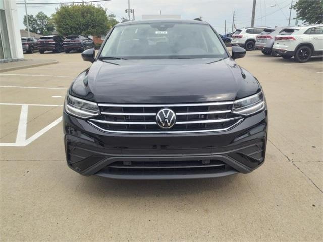 new 2024 Volkswagen Tiguan car, priced at $28,206