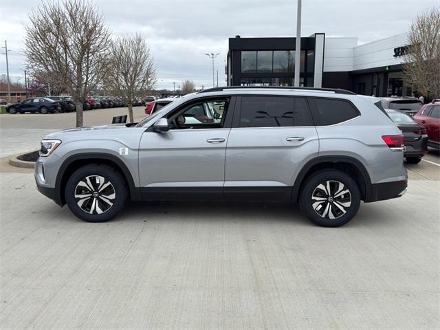 new 2025 Volkswagen Atlas car, priced at $38,922