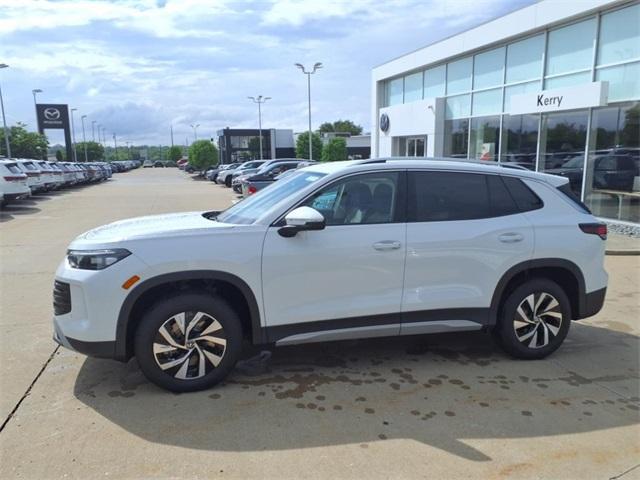 new 2025 Volkswagen Tiguan car, priced at $32,076