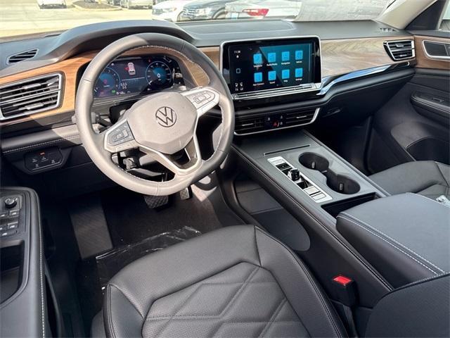 new 2026 Volkswagen Atlas car, priced at $41,979