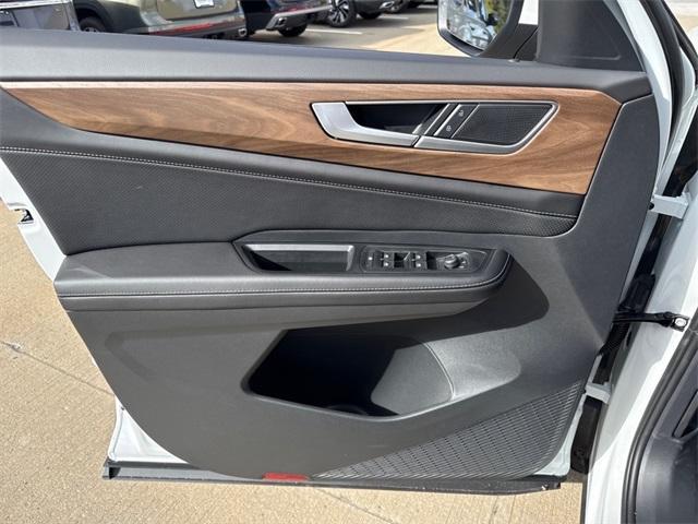 new 2026 Volkswagen Atlas car, priced at $41,979