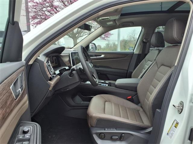 new 2025 Volkswagen Atlas car, priced at $47,443