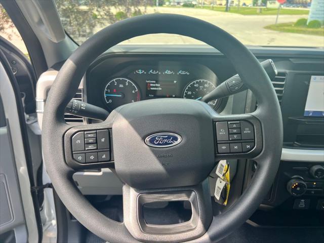 new 2025 Ford F-350 car