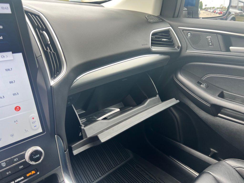 used 2022 Ford Edge car, priced at $26,395