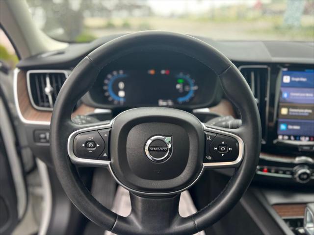 used 2022 Volvo XC60 Recharge Plug-In Hybrid car, priced at $33,378