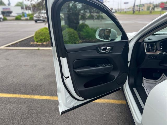 used 2022 Volvo XC60 Recharge Plug-In Hybrid car, priced at $33,378