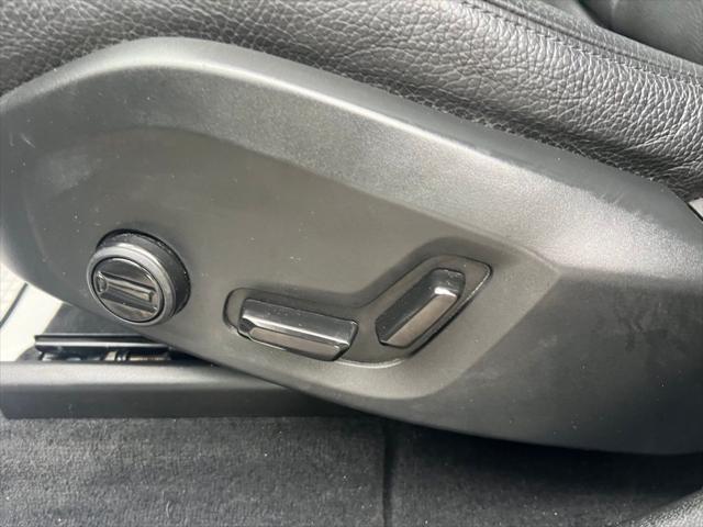 used 2022 Volvo XC60 Recharge Plug-In Hybrid car, priced at $33,378