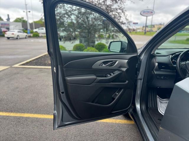 used 2019 Chevrolet Traverse car, priced at $18,991
