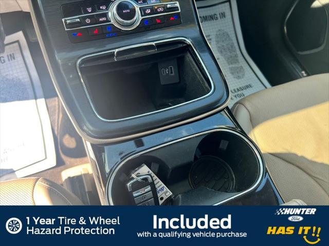used 2021 Lincoln Nautilus car, priced at $26,258