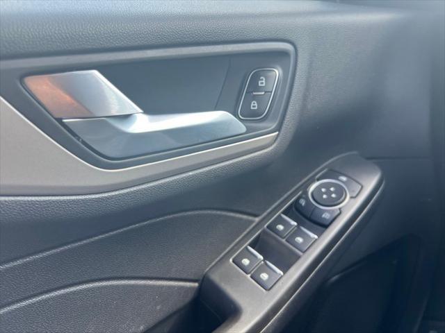 used 2021 Ford Escape car, priced at $23,304