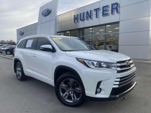 used 2017 Toyota Highlander car, priced at $26,843