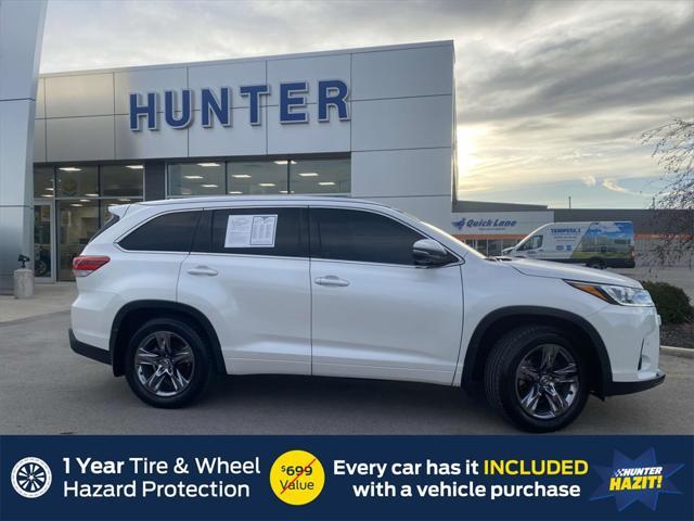 used 2017 Toyota Highlander car, priced at $26,546