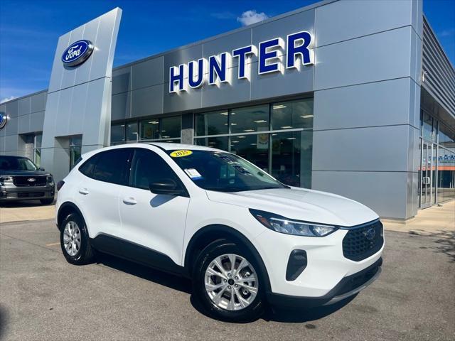 new 2025 Ford Escape car, priced at $31,640