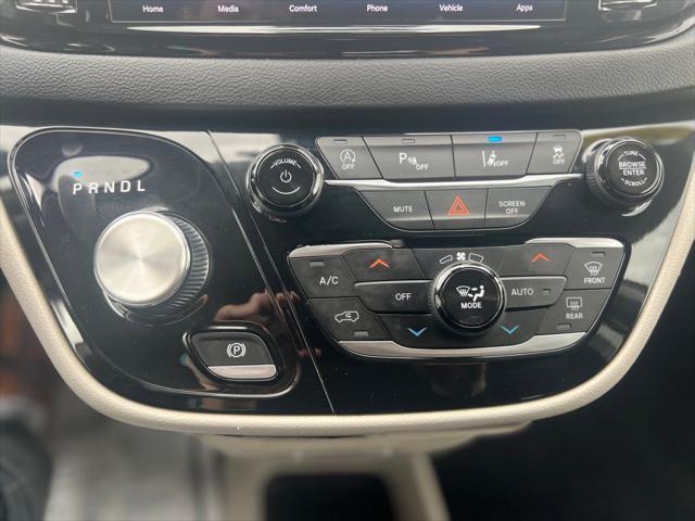 used 2021 Chrysler Pacifica car, priced at $24,326