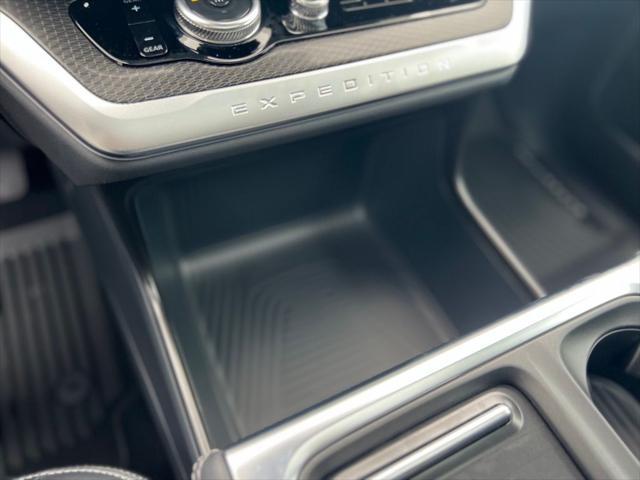 new 2025 Ford Expedition Max car, priced at $85,045