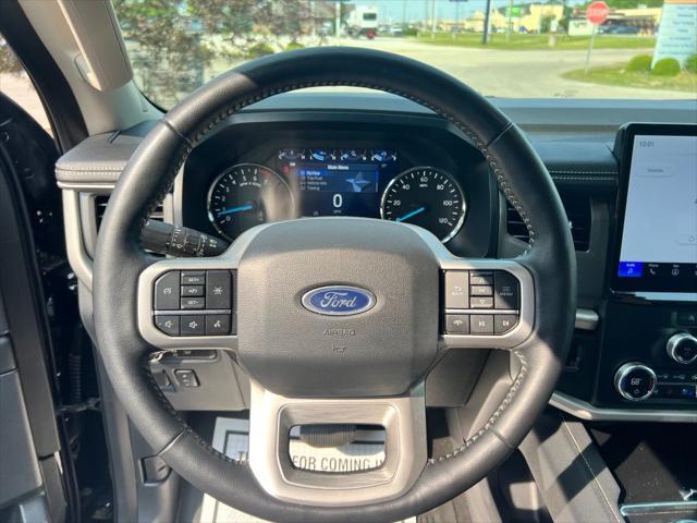 used 2024 Ford Expedition car, priced at $54,128