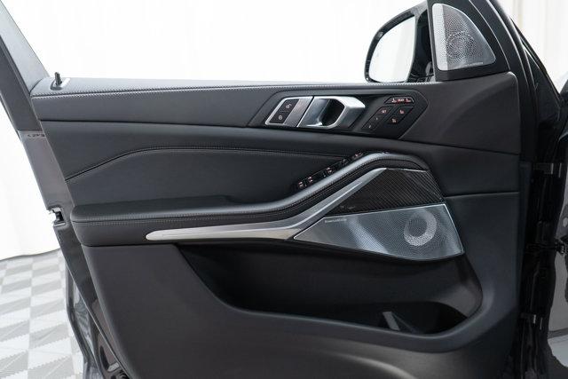new 2026 BMW X7 car, priced at $127,225