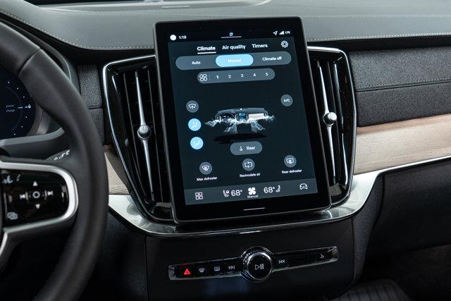 new 2026 Volvo XC90 Plug-In Hybrid car, priced at $81,875