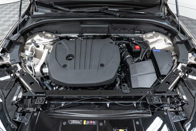 new 2025 Volvo XC60 car, priced at $60,660
