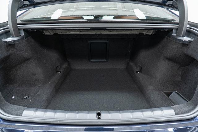 new 2025 BMW 760 car, priced at $132,975