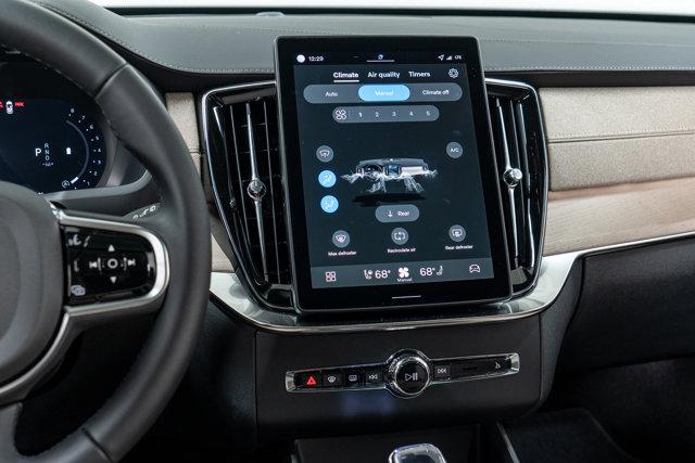 new 2026 Volvo XC90 car, priced at $71,105