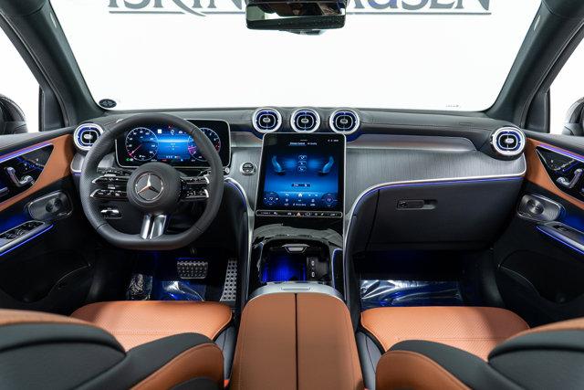 new 2025 Mercedes-Benz GLC 300 car, priced at $62,150