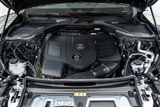 new 2025 Mercedes-Benz GLC 300 car, priced at $62,150