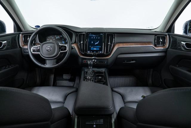 used 2020 Volvo XC60 car, priced at $32,900