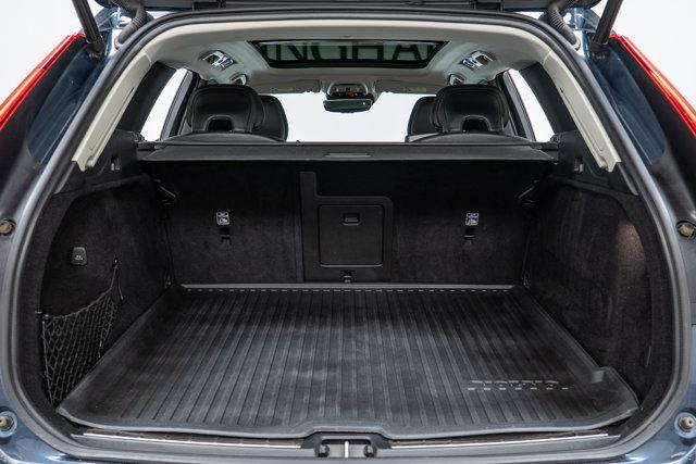 used 2020 Volvo XC60 car, priced at $32,900
