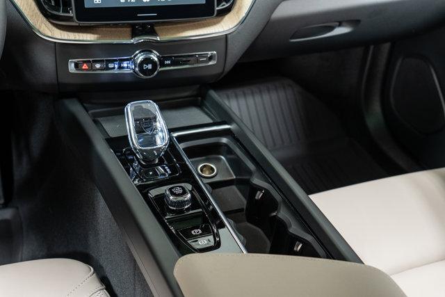 new 2026 Volvo XC60 car, priced at $58,015