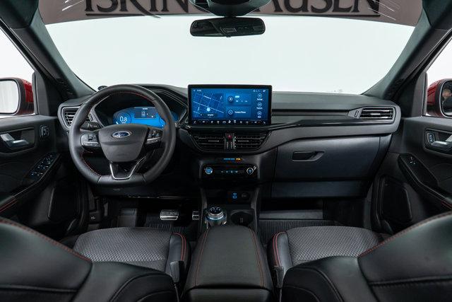 used 2023 Ford Escape car, priced at $27,900