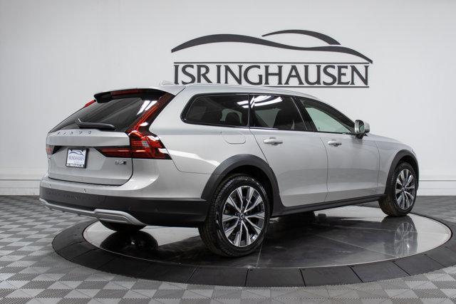 new 2025 Volvo V90 Cross Country car, priced at $62,925